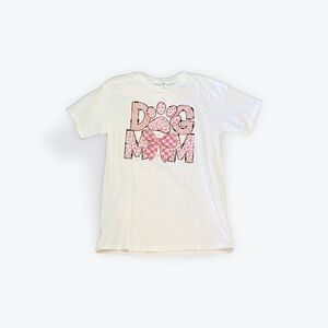 White 'Dog Mom' Graphic Tee with Pink Paw Design